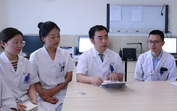 汇盈策略  30种抗抑郁药副作用大不同：有的增重有的“减肥”，怎么选？